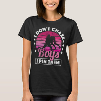 I Don't Chase Boys I Pin Them beroemd gemaakt door T-shirt