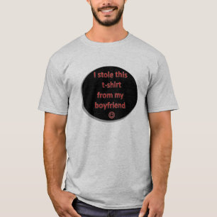 I étole ce T-shirt de mon ami