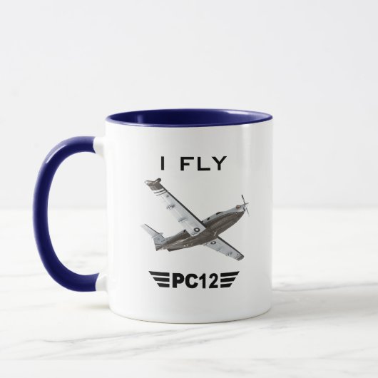 I Fly PC12 — Pilot Coffee Mok (Links)