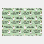 I GOT YOU A PRESENT! shouty chicken Inpakpapier Vel (Voorkant)