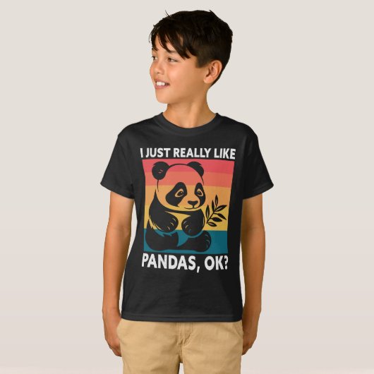 I Just Really Like Pandas OK – Cute Retro Panda T-shirt (Voorkant volledig)