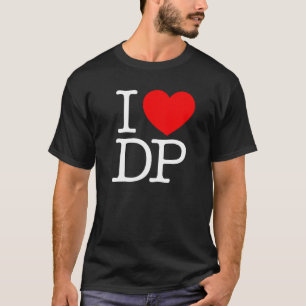I Love (Heart) beroemd gemaakt door DP T-shirt