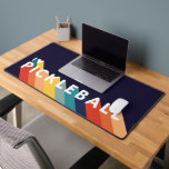 I Love Pickleball Rainbow Retro<br><div class="desc">J'adore le pickleball ! Ce tapis de bureau en pickleball dit tout. Le design rétro avec le mot pickleball en rouge, orange, jaune et bleu célèbre le sport du pickleball. Fait un cadeau merveilleux pour l'amoureux du pickleball dans votre vie. Une partie d'une collection de Parcel Studios.</div>