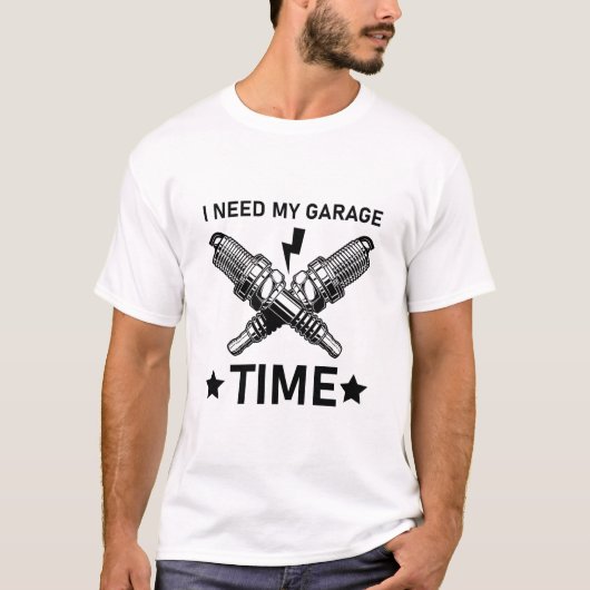 I Need My Garage Time - Mechanical T-shirt (Voorkant)