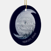I OVERVIVENDE HURRICANE FLORENCE | Stad Keramisch Ornament (Rechts)