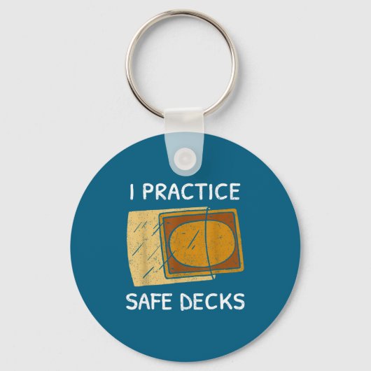 I Practice Safe Decks Trading Card Game Pun Humor  Sleutelhanger (Voorkant)