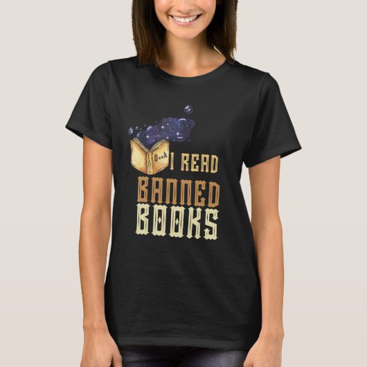 I Read Banned Books Reader Bookworm 8 T-shirt (Voorkant)