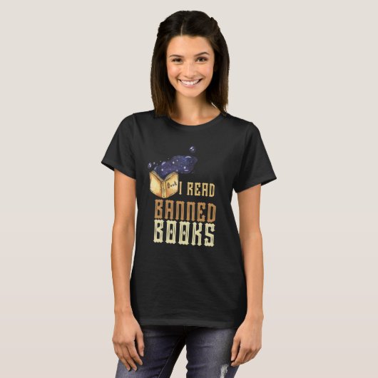 I Read Banned Books Reader Bookworm 8 T-shirt (Voorkant volledig)