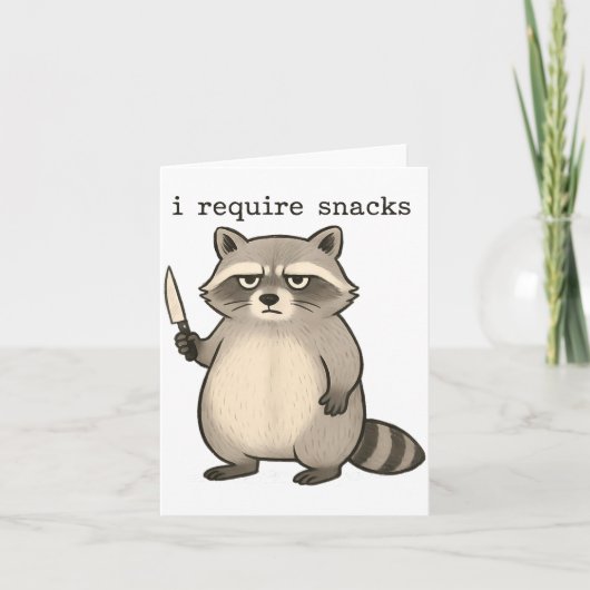 I Require Snacks Funny Mpy Raccoon Trash Meme Snac Kaart (Voorkant)