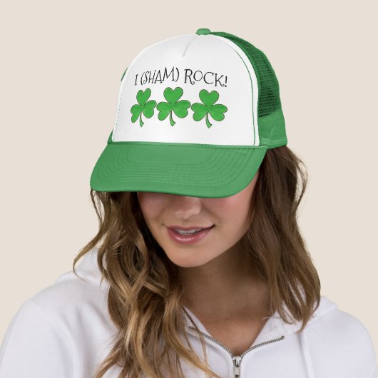 I (Sham) Rock Lucky Irish Green Shamrock Clover Trucker Pet (In situ)