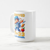 I Survived 67 33 Days of School 100 Days of School Koffiemok (Voorkant links)