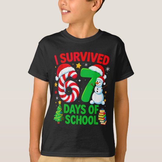 I Survived 67 Days Of School Christmas Candy Cane  T-shirt (Voorkant)
