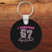 I Survived 67 Days Of School Funny 67 Teachers Stu Sleutelhanger (Voorkant)