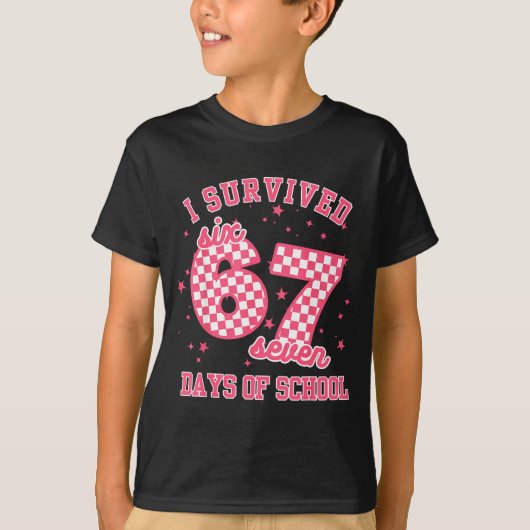 I Survived 67 Days Of School Funny 67 Teachers Stu T-shirt (Voorkant)