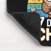 I Survived 67 Days Of School Funny Coffee Owl Scho Muismat (Hoek)