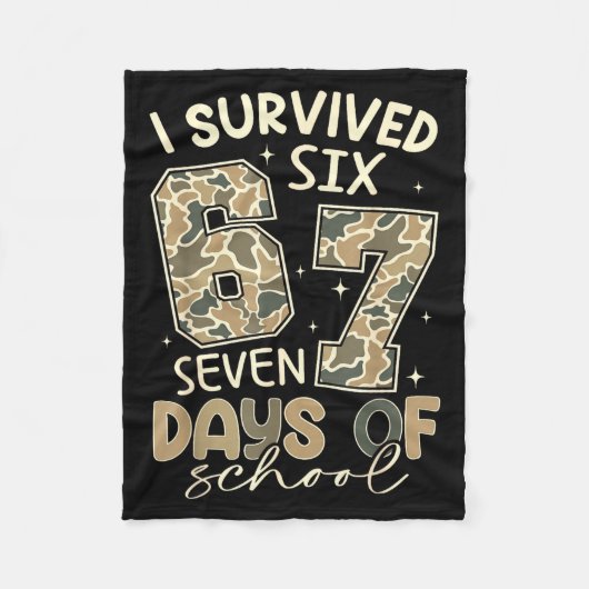 I Survived 67 Days Of School Funny Meme Teacher St Fleece Deken (Voorkant)