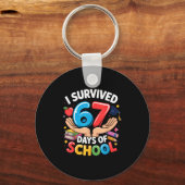 I Survived 67 Days Of School Student Fun Vibe End Sleutelhanger (Voorkant)