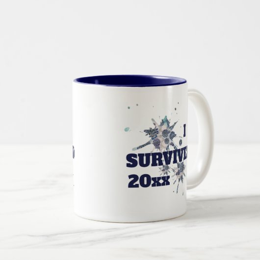 I Survived Blue Covid Virus Two-Tone Coffee Mok (Voorkant rechts)