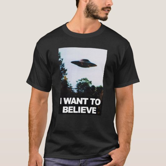 I Want To Believe Alien UFO T-shirt (Voorkant)
