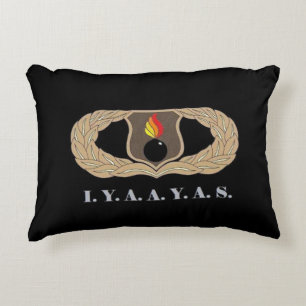 I.Y.A.Y.A.S. DECORATIEF KUSSEN