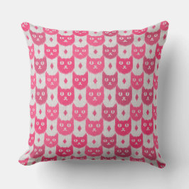 Icat ikat pink pattern kussen