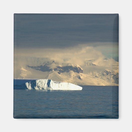 Ice Berg aan het begin van de Drake Passage Magneet (Voorkant)