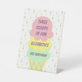 Ice Cream 3rd Birthday Reclamebord Met Voetstuk (Voorkant)