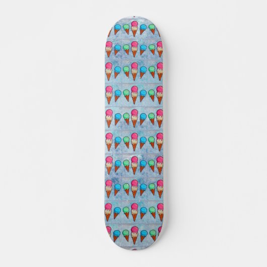Ice Cream Cones Skateboard (Voorkant)