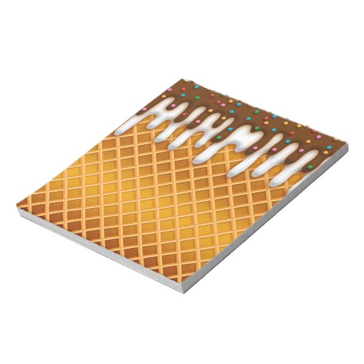 Ice Cream Drip Waffle Cone Chocolate and Vanilla Notitieblok (Gedraaid)