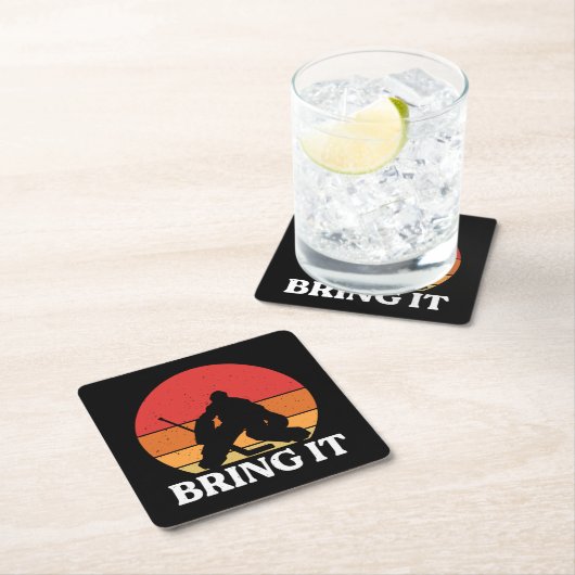 Ice Hockey Goalie brengt hem mee Vierkante Kartonnen Onderzetter (Insitu)