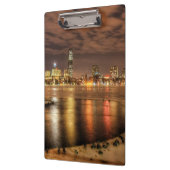 Ice is gedeeltelijk gesmolten op de Charles River  Klembord (Links)