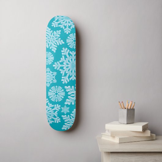 Icy Aqua Blauwgroen Bevroren Wintersnowflakes Kers Skateboard (Muurkunst)