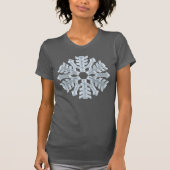 Icy White Frozen Snowflake Elegant kergrijs T-shirt (Voorkant)