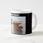 Identiteitscrisis? Funny Squirrel Meme Mok. Extra Grote Mok (Voorkant rechts)