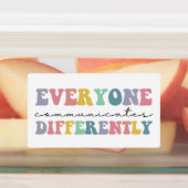 Iedereen communiceert verschillend, de Steun van d Labels (Aangebracht)