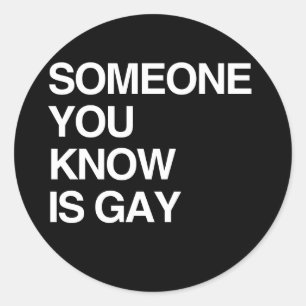 IEMAND DIE JE KENT IS HOMO RONDE STICKER