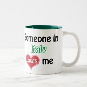 Iemand in Italië houdt van mij Tweekleurige Koffiemok