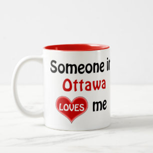 Iemand in Ottawa houdt van mij Tweekleurige Koffiemok