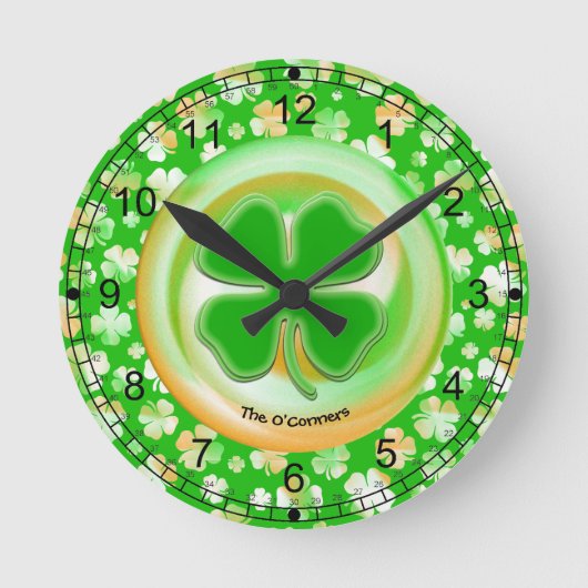Iers groen/wit/Oranje Shamrock Pattern Ronde Klok (Voorkant)