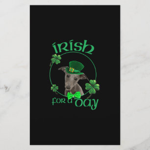 Iers voor een dag met een luie hond op Patrick Day Briefpapier
