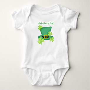 Iers voor een dag St. Patrick's Day Shamrock Romper