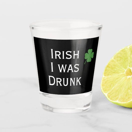 Iers werd Drink St. Patrick's Day zwart Shot Glas (Voorkant)