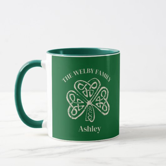 Ierse familienaam  Keltisch Shamrock Custom Mok (Links)