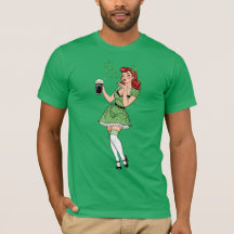 Ierse Pin-Up die van Bier Houdt