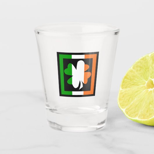 Ierse Shamrock Flag Stripe Shot Glas (Voorkant)