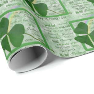 Ierse Shamrock met Rainbow Word Cloud Cadeaupapier
