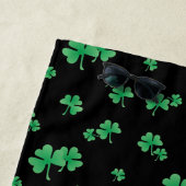 Ierse Shamrock Patroon Persoonlijk Strandlaken (In situ)