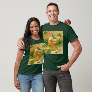 Ierse whiskey-tumbler met shamrocks "Sláinte!" T-shirt