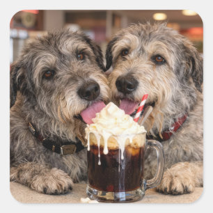 Ierse Wolfshond Honden Genieten van een Root Beer Vierkante Sticker