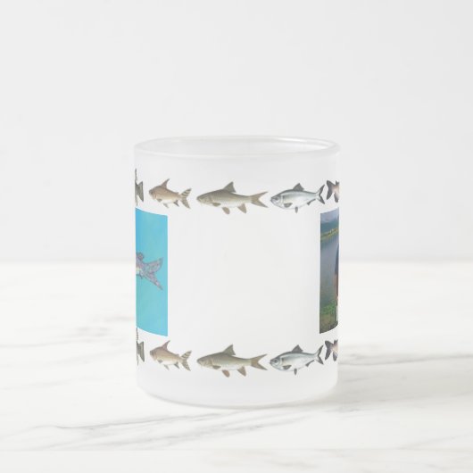 Iets is 'Fishy Personalized Frosted' Mok (Center)